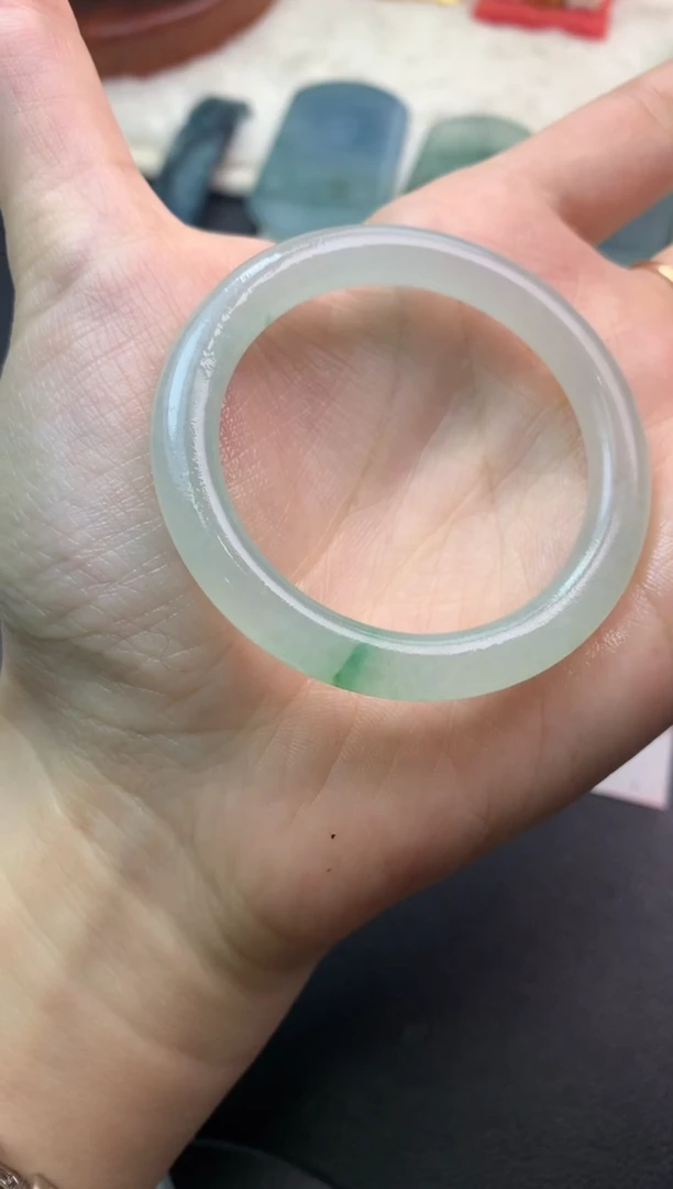 未镶嵌定制翡翠毛货