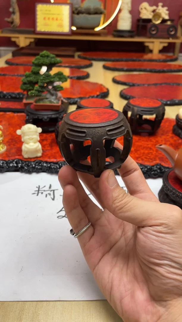 东非黑黄檀（紫光檀）（微瑕）镂空小鼓凳