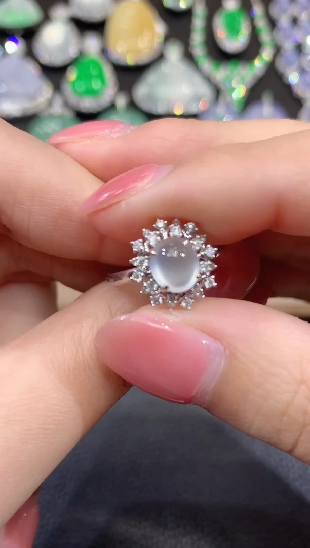 18K金镶嵌戒指翡翠A92