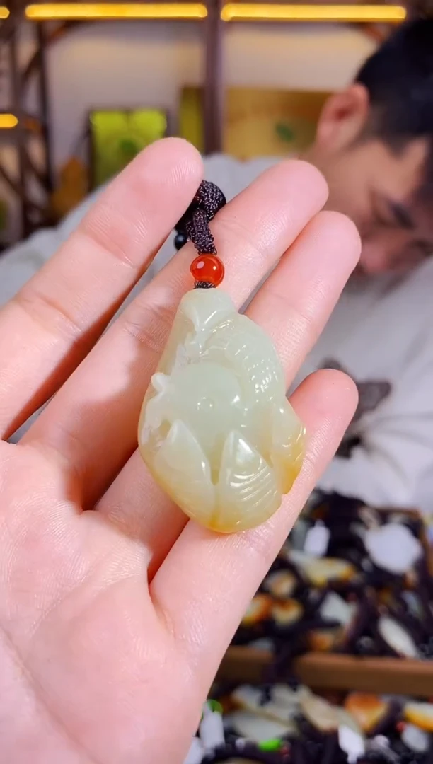 【闪购商品】和田玉颈饰未镶嵌1