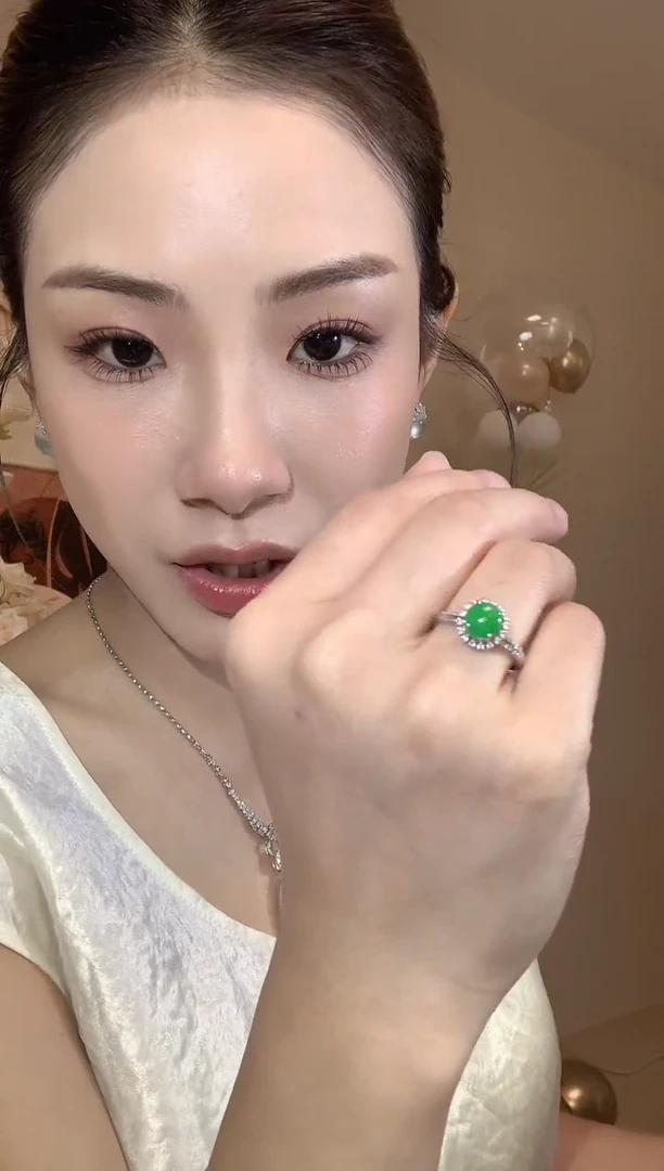 18K金镶嵌戒指翡翠A55