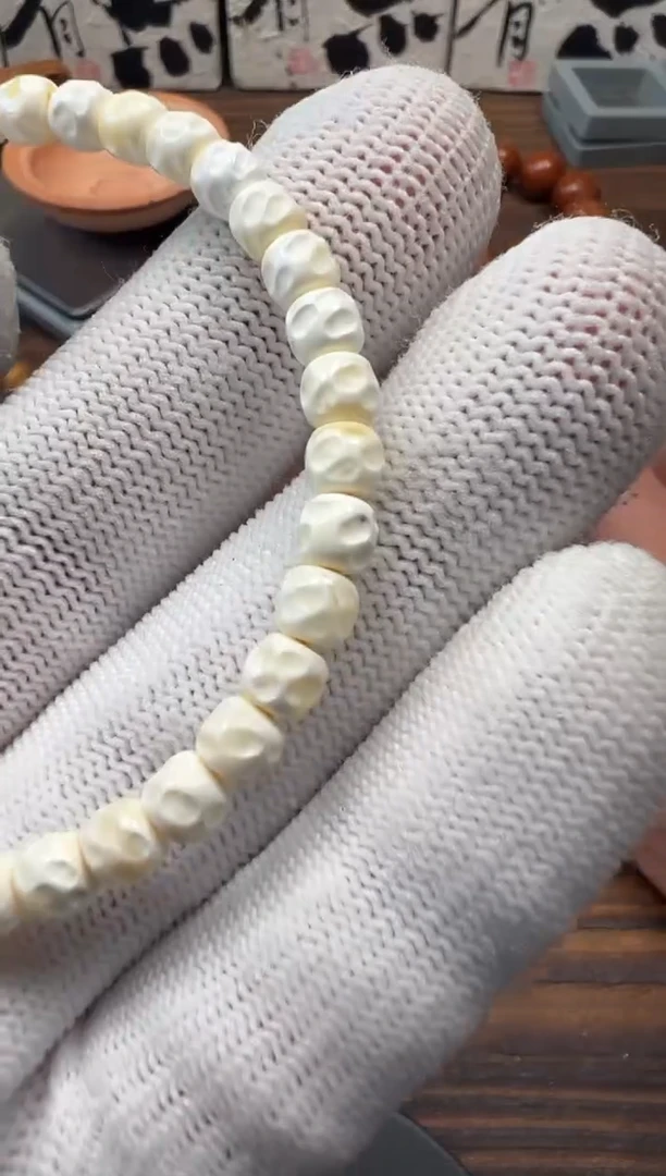 未镶嵌蜜蜡裸石蜜蜡配饰