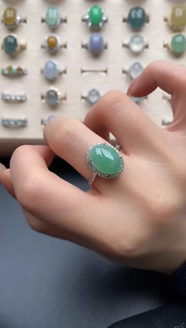 银S925镶嵌戒指翡翠一物一证一礼盒