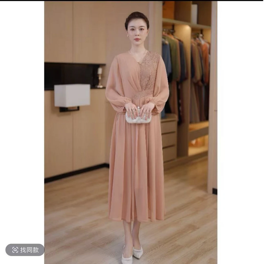 【粉黛佳人】  春夏新款气质显瘦中长款时尚连衣裙高贵优雅