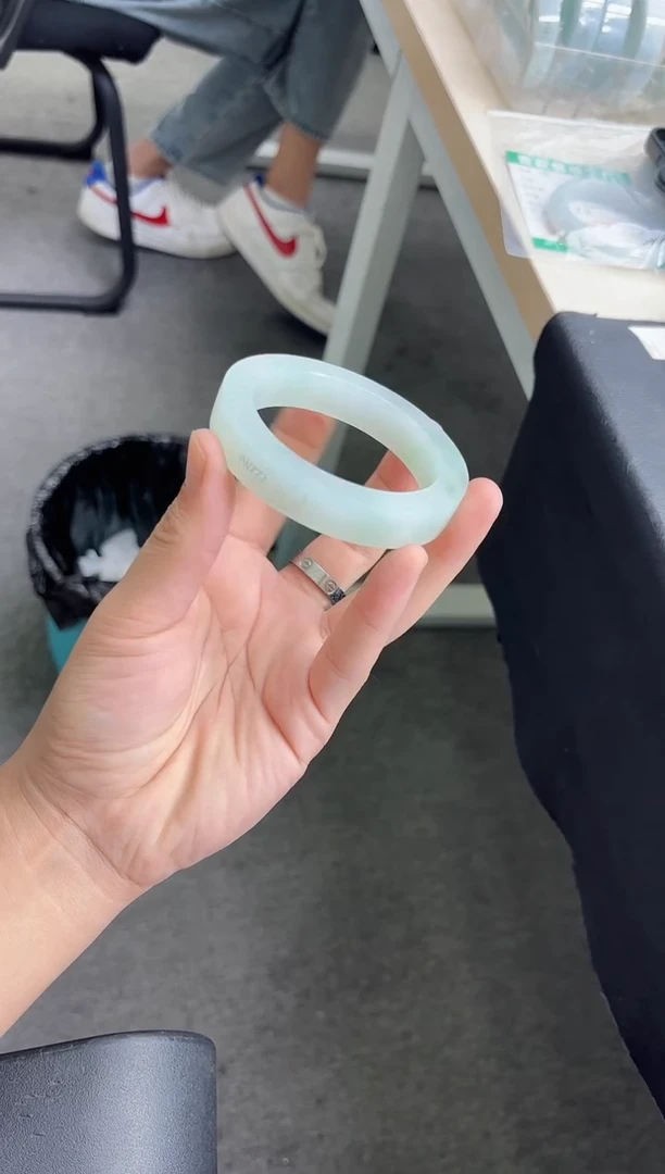 未镶嵌手镯定制翡翠?***?手镯