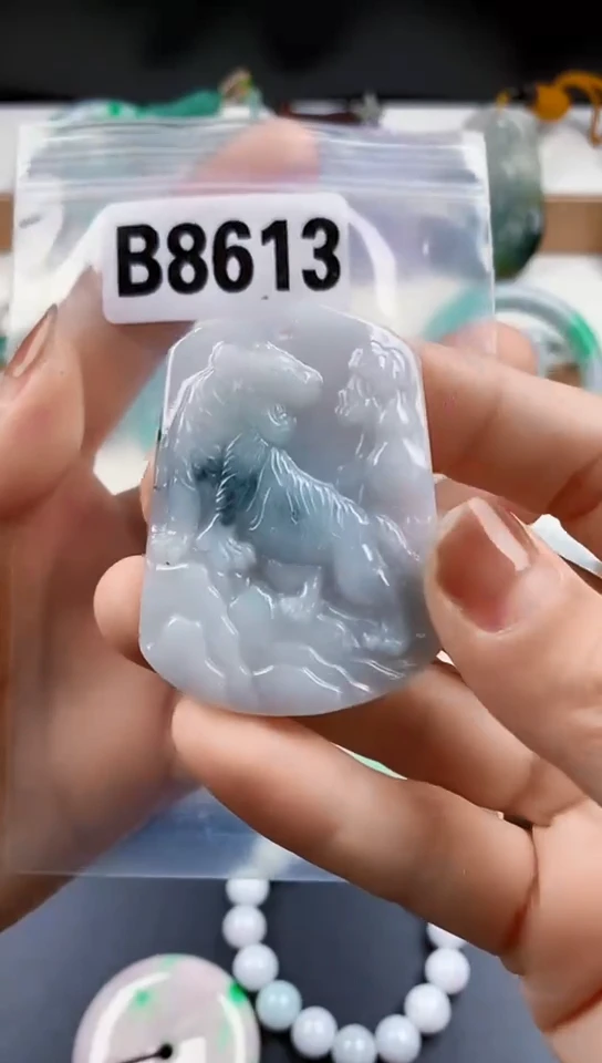 颈饰未镶嵌翡翠天然翡翠吊坠挂件