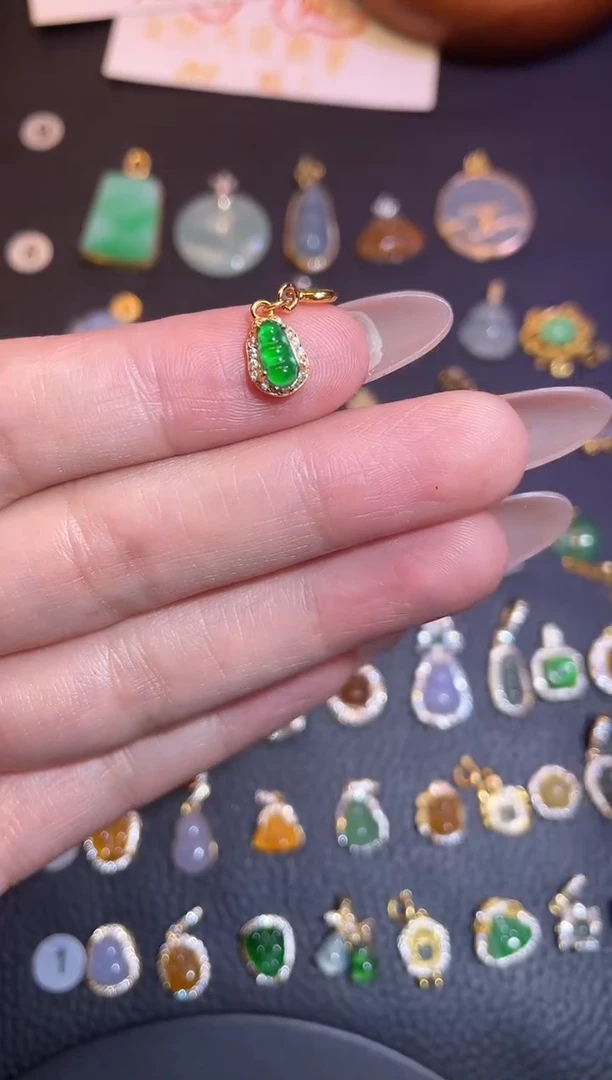 颈饰银S925镶嵌翡翠1