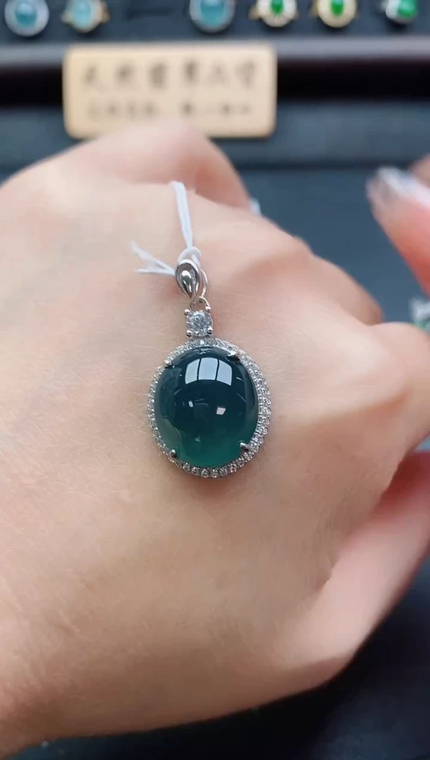 吊坠(赠链)银S925镶嵌翡翠1