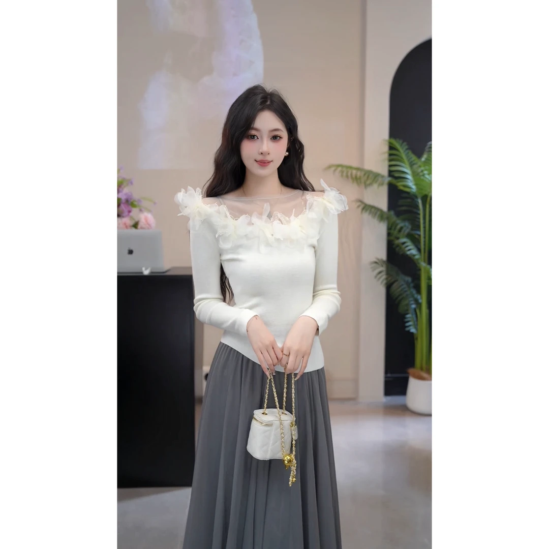 YUANLIANSU/圆脸酥【如许风月】气质网纱拼接立体花饰针织衫女秋季