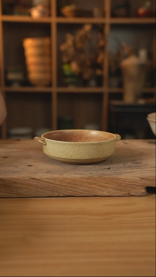 沙漠落日黄的6英寸双耳小盘