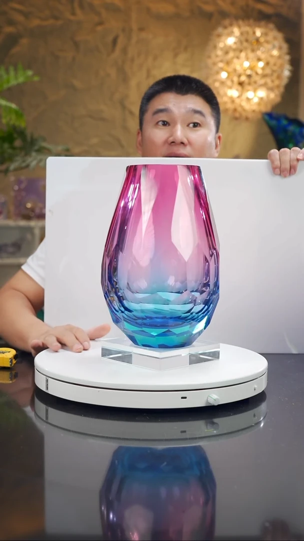 手工艺品琉璃设计款金红蓝切面花瓶