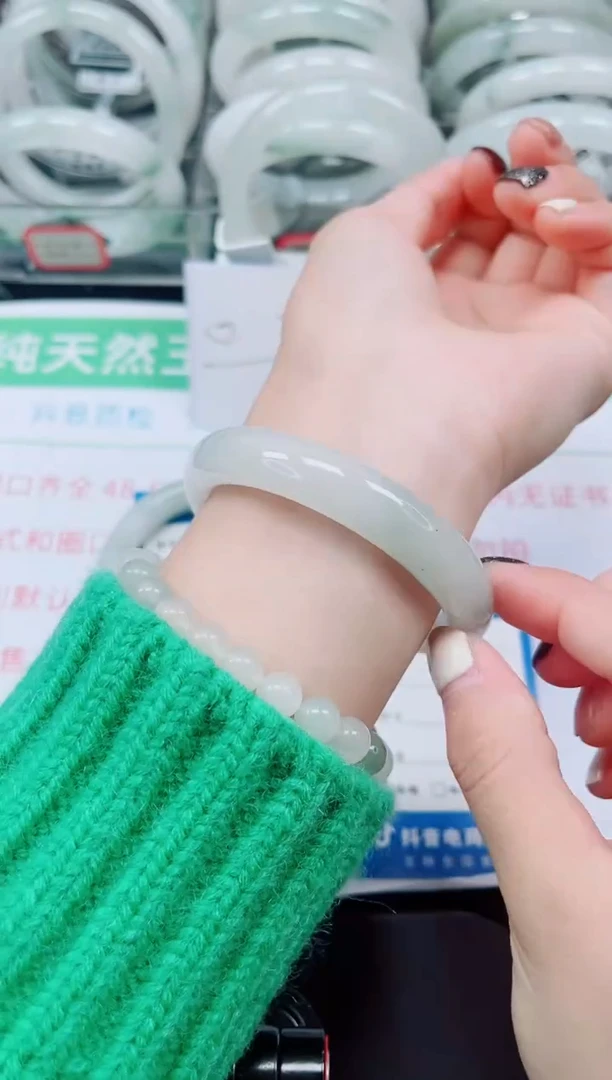 未镶嵌手镯石英质玉56-55/56