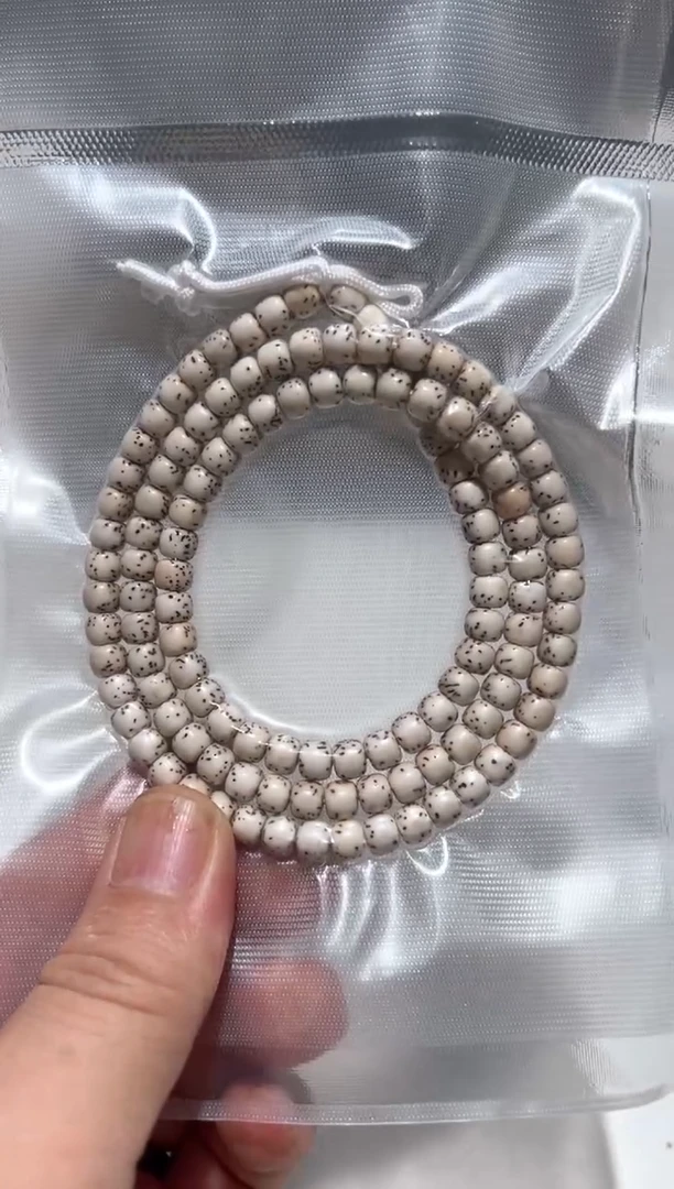 手串星月菩提6*5原白留白长串
