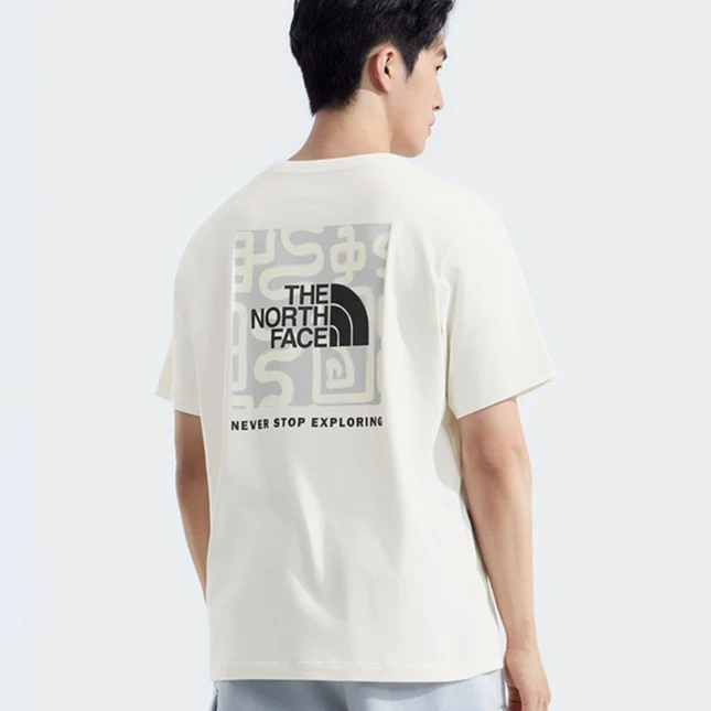 北面（The North Face）「新年蜕变」情侣款户外宽松舒适T恤短袖8CFU