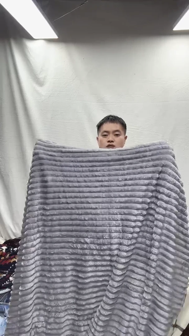 聚酯纤维2.*2.3银灰抽条