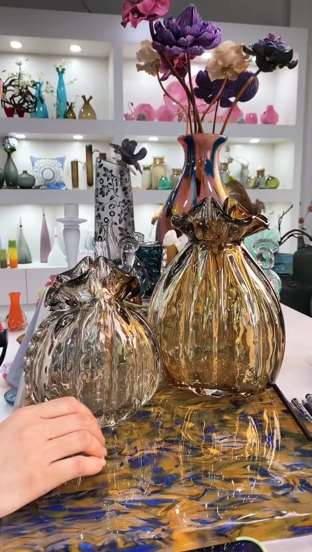 财**咪慕忆家手作琉璃花瓶一对