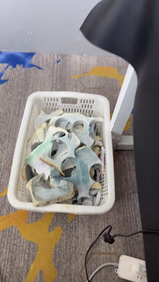 裸石翡翠嗯***?边角多样性选一