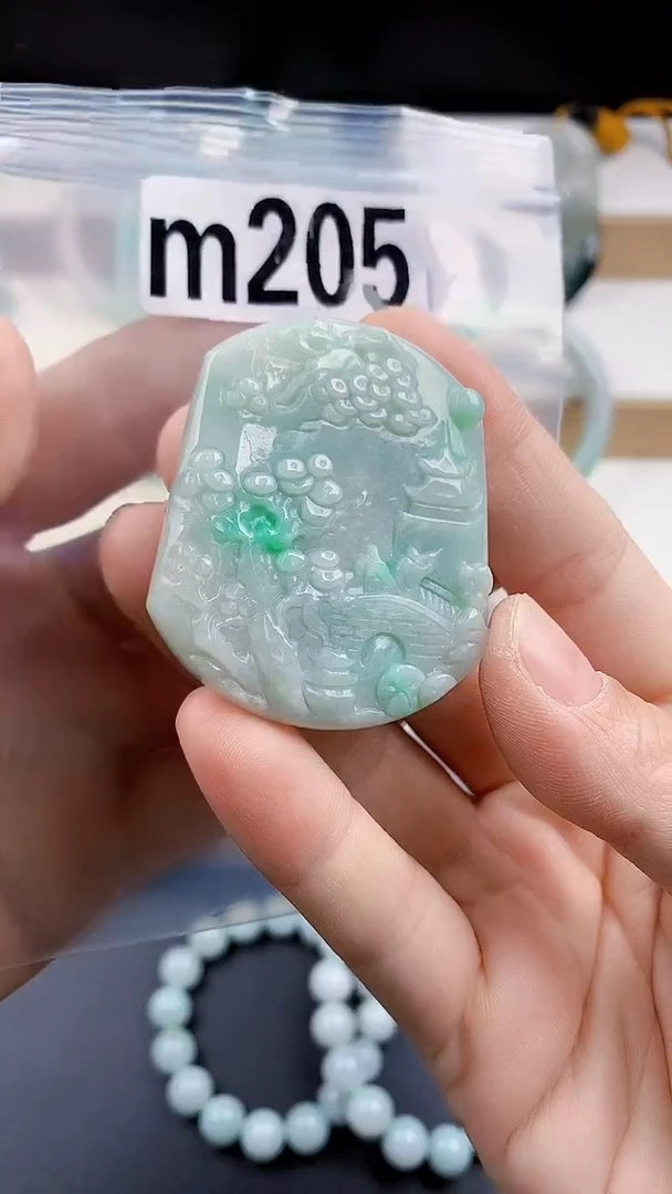 颈饰未镶嵌翡翠天然翡翠吊坠挂件