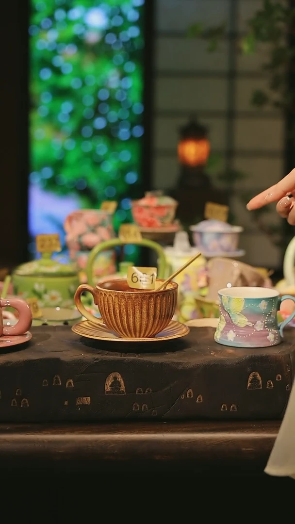 陶瓷景德镇高温手绘釉下彩设计师款式