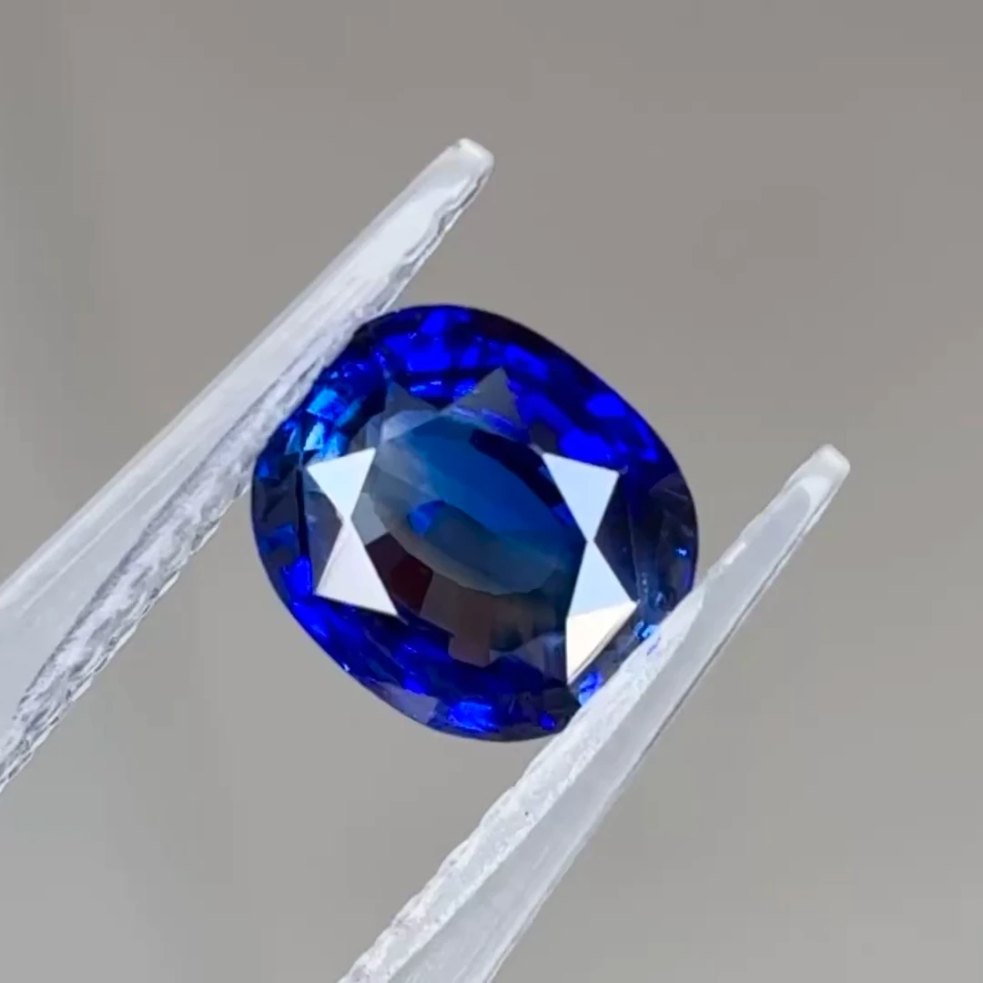天然斯里兰卡皇家蓝蓝宝石1.73克拉