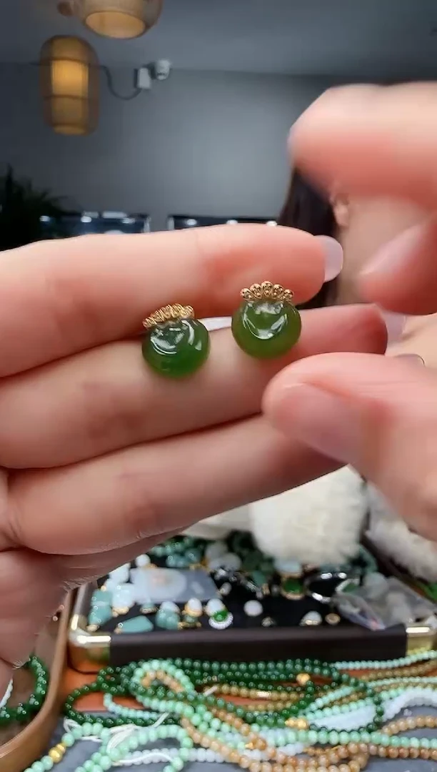 银S925镶嵌和田玉耳饰1