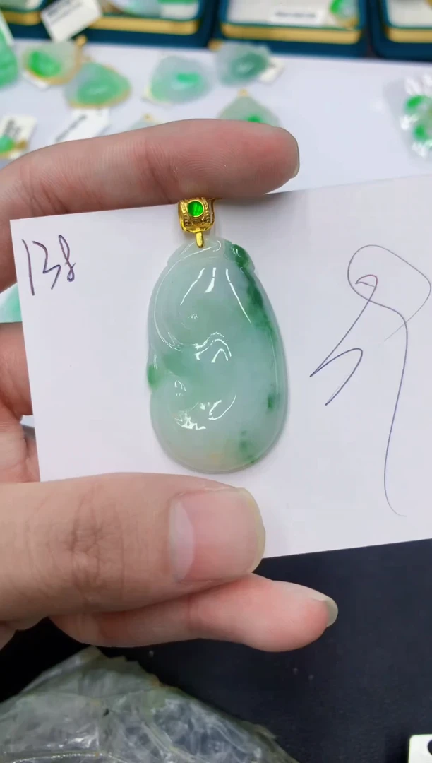 颈饰未镶嵌翡翠翡翠