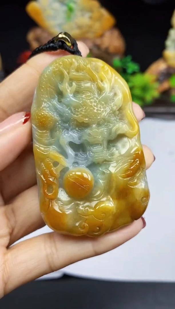 【闪购商品】翡翠颈饰未镶嵌翡翠A货