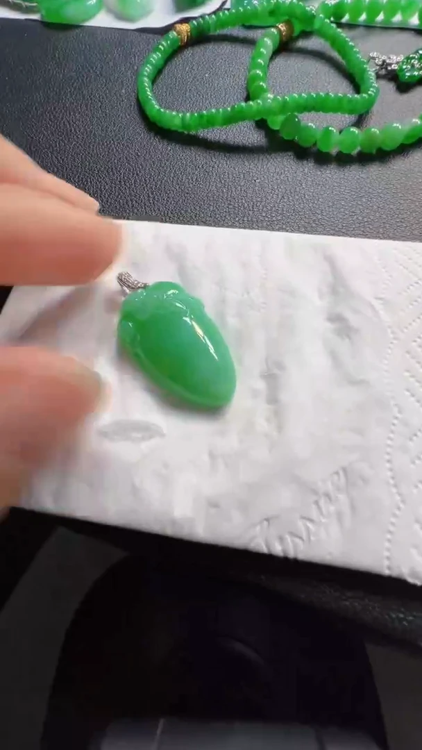 吊坠(不含链)18K金镶嵌翡翠2680