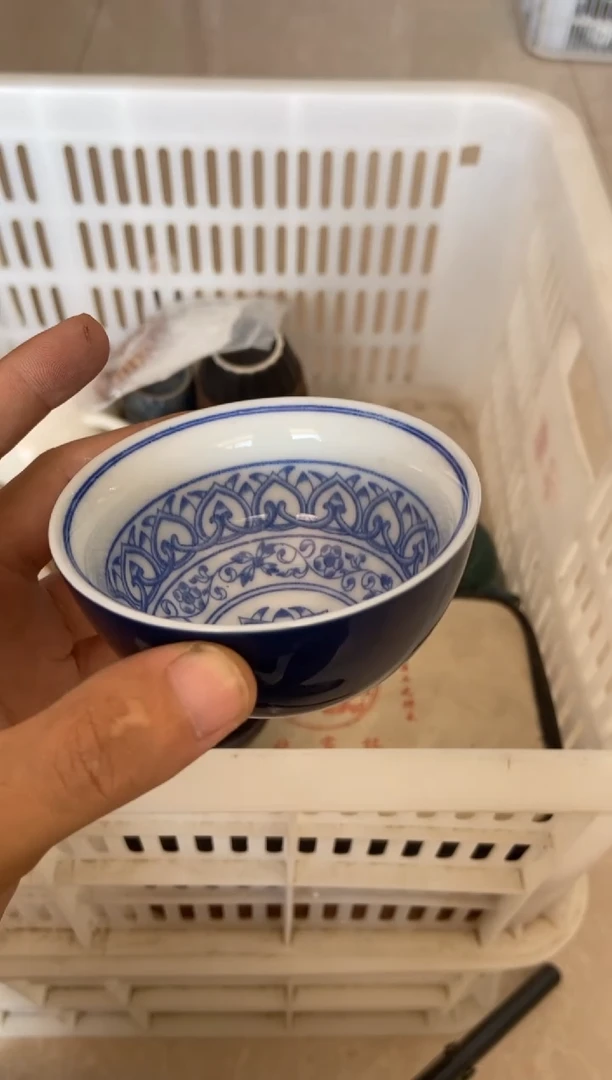 杯摄影的产品有使用过的痕迹有点脏介意勿拍