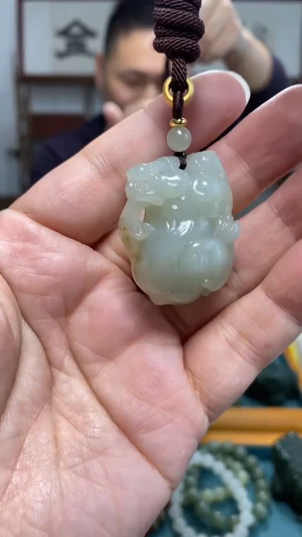 颈饰未镶嵌和田玉10