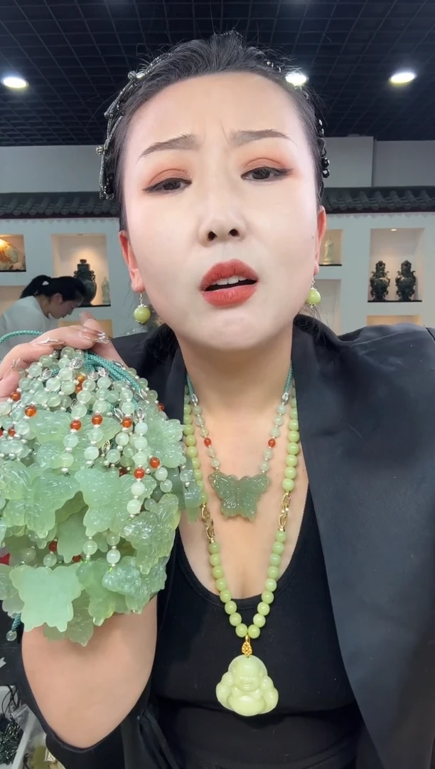 【闪购商品】岫玉颈饰未镶嵌180蝴蝶【半珠链】