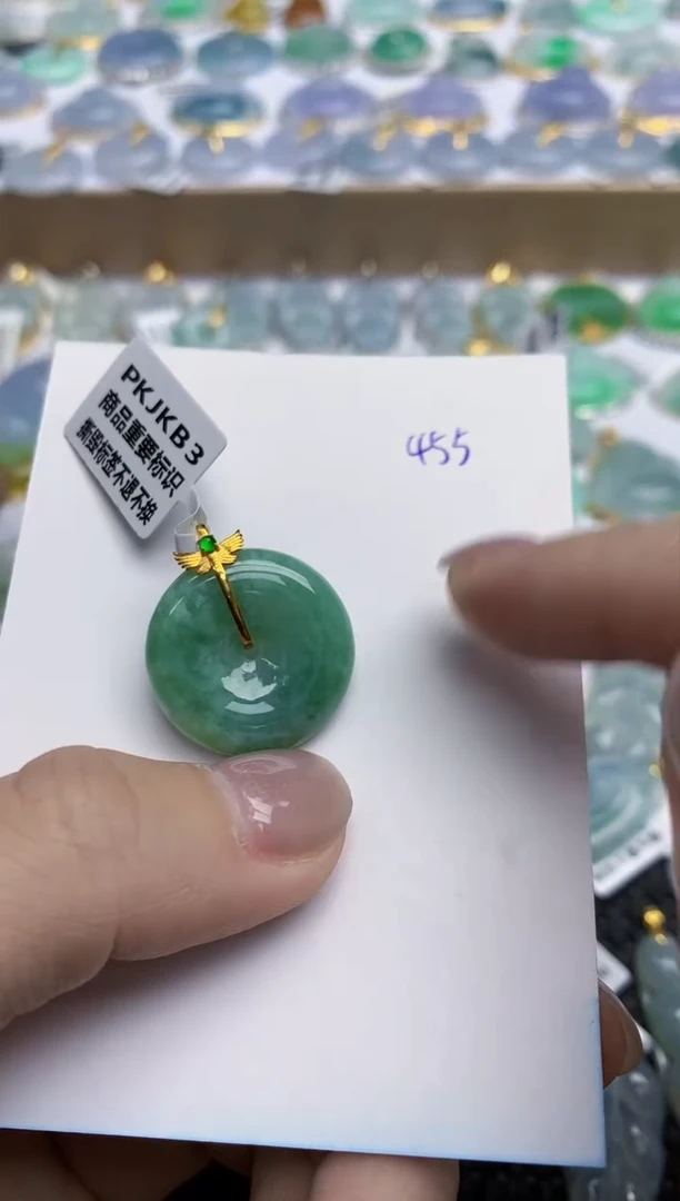 【闪购商品】翡翠颈饰18K金镶嵌多样性发其一