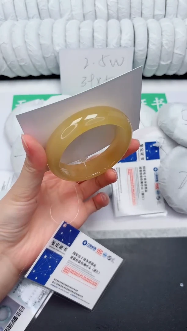 未镶嵌手镯石英质玉162-55.6HL