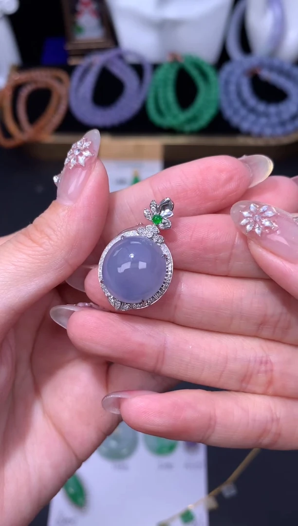 18K金镶嵌定制翡翠48小时鉴赏期 退货不扣服务费