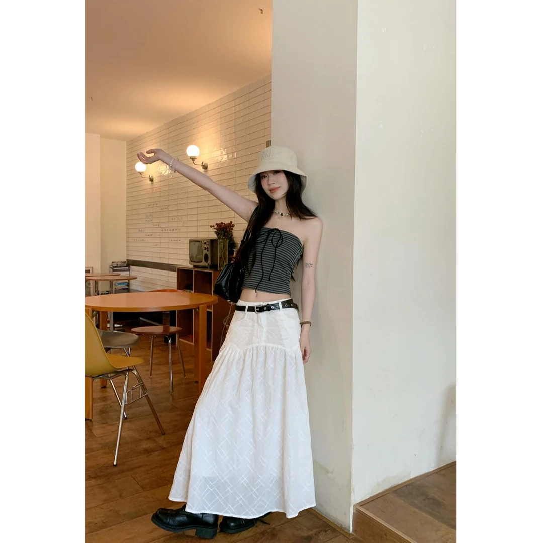 立体格纹剪花白色半身裙女新款时尚甜美百搭高腰显瘦大摆A字长裙
