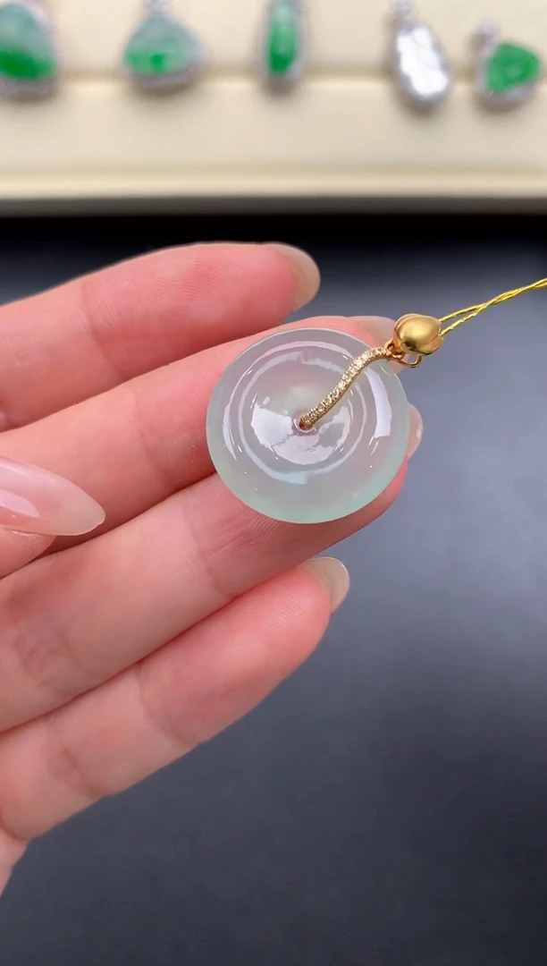 【闪购商品】翡翠颈饰18K金镶嵌Q408     