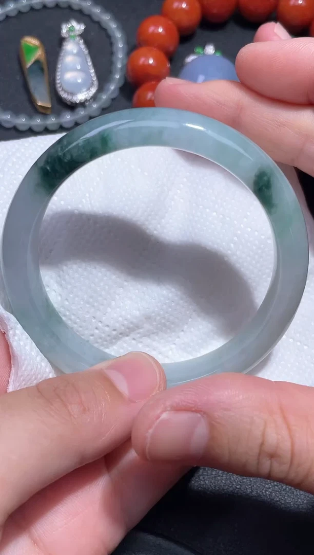 未镶嵌手镯翡翠7