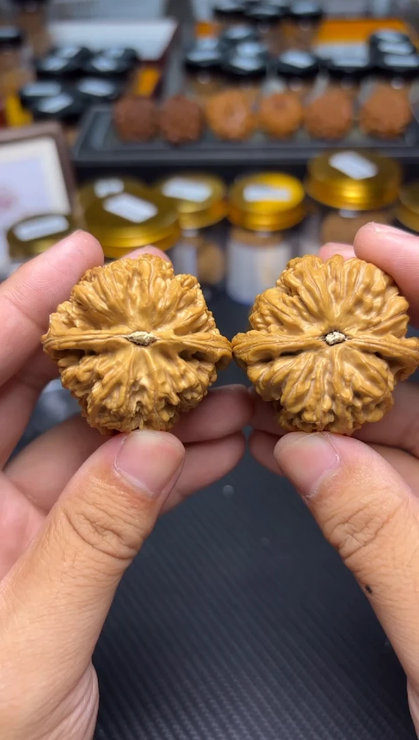 文玩核桃把件126粗筋43