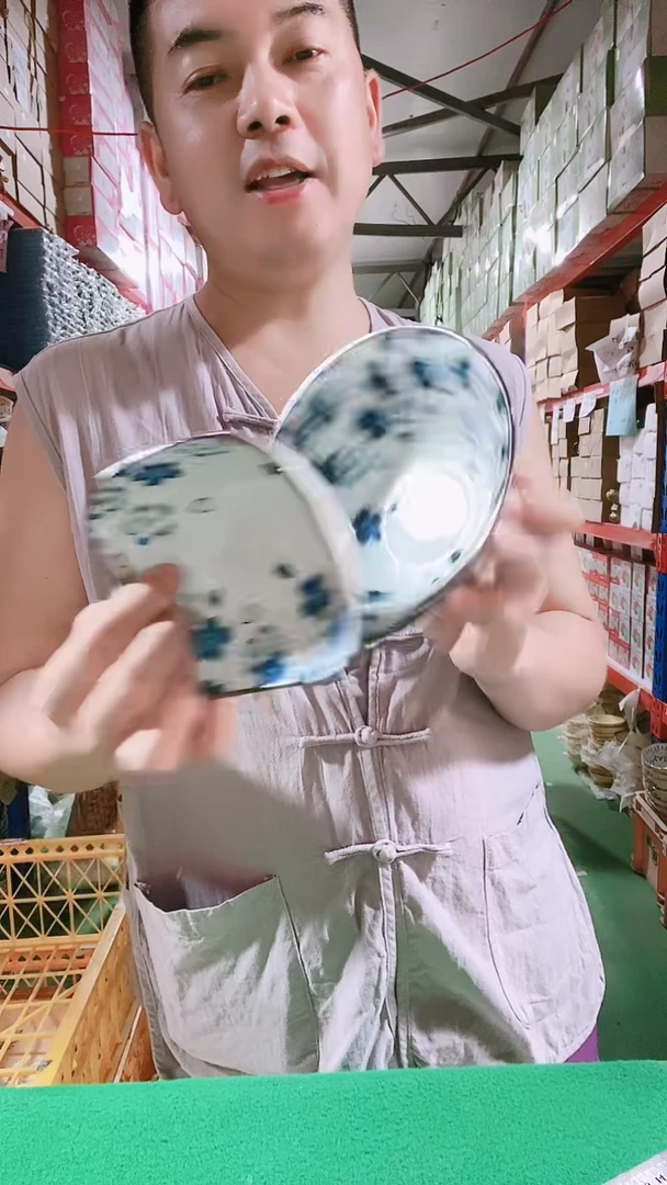 瓷片碗碟好物一件不留@@1