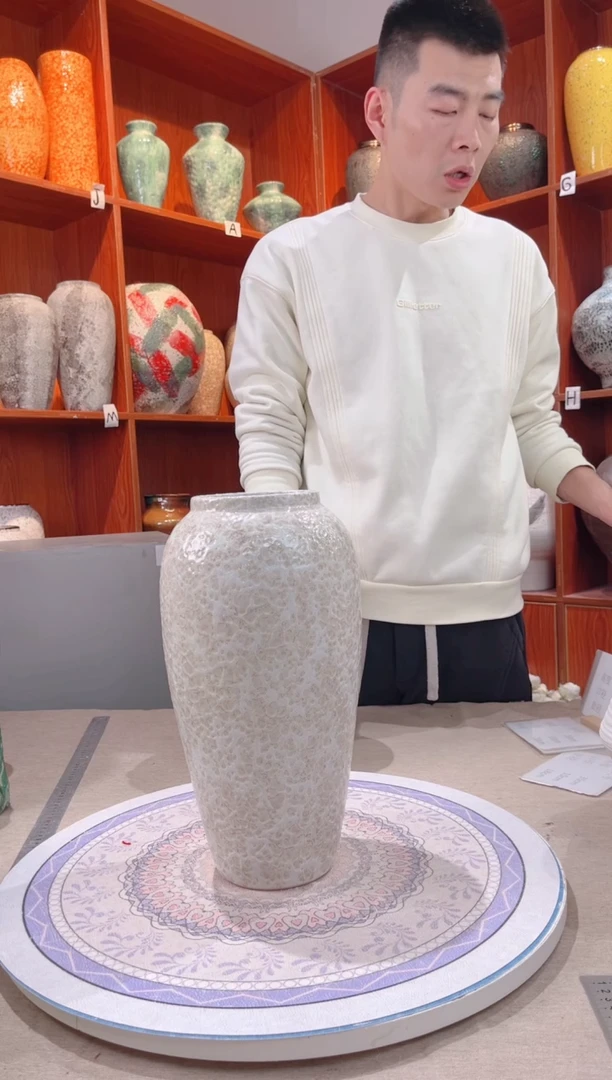 【闪购商品】瓶茶白 大号  陶瓷花瓶 无花