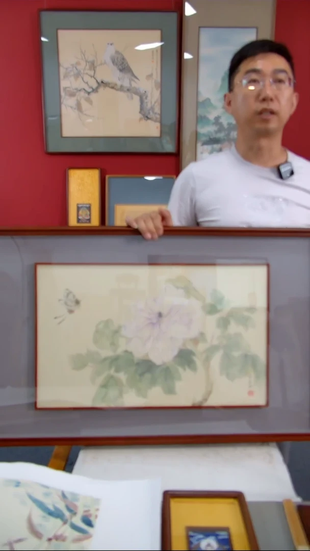 国画郑秀英《蝶恋花》装裱91*56