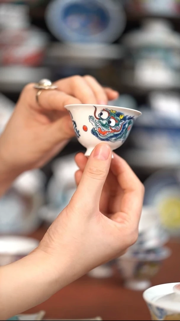 瓷片昨明小酒杯（福利价格）