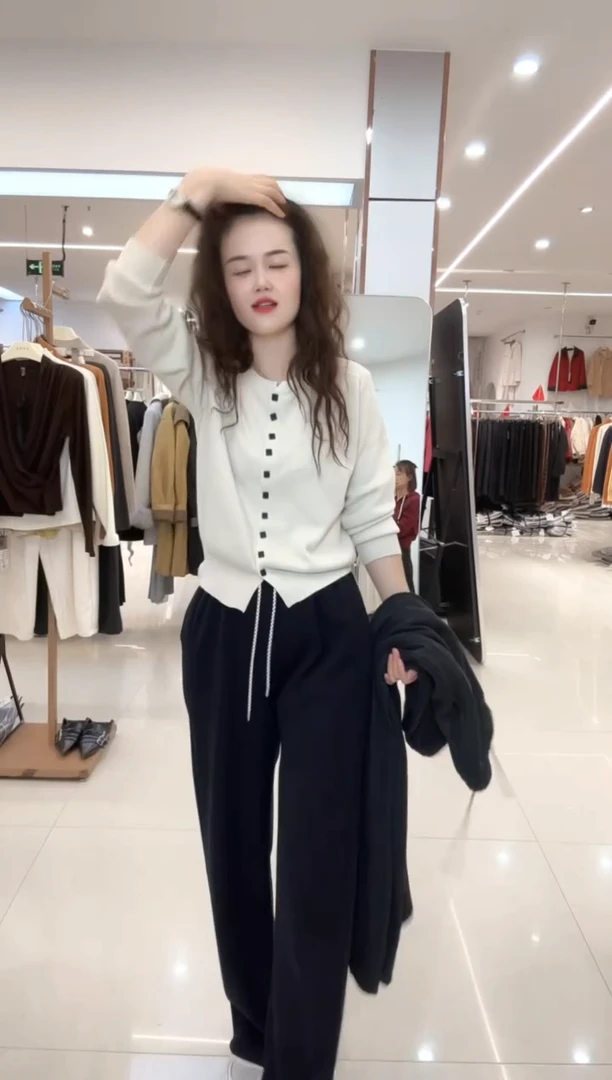 时尚针织气质爆款毛衣