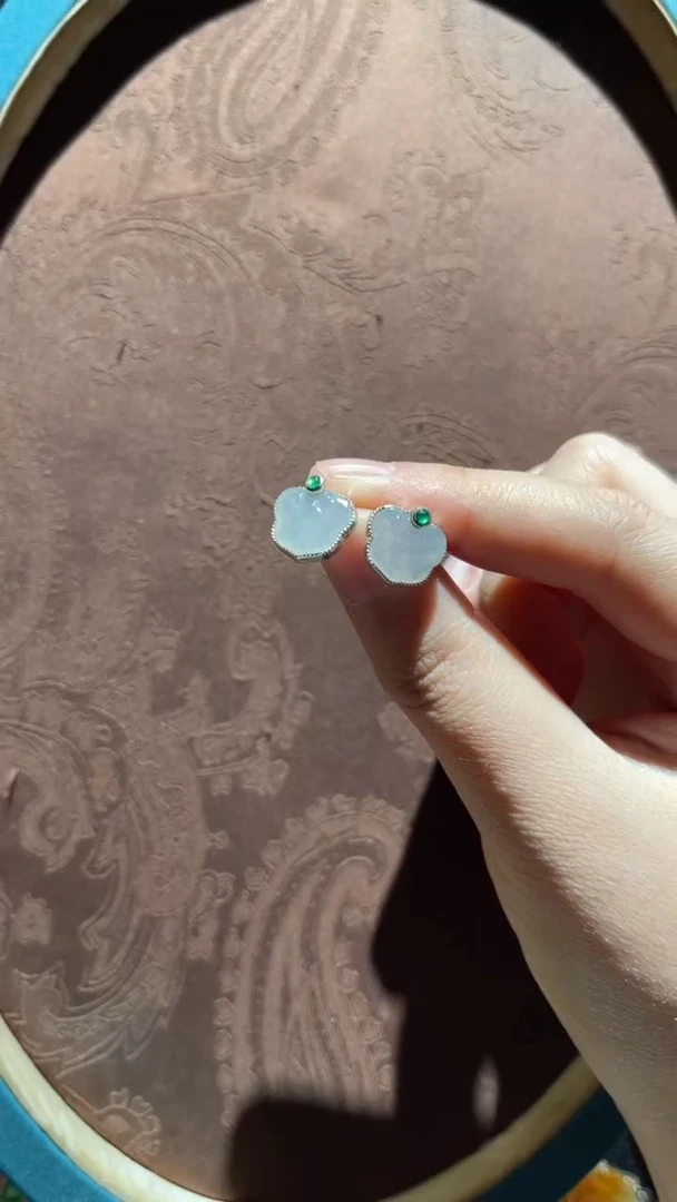 银S925镶嵌翡翠耳钉红翡绿翠