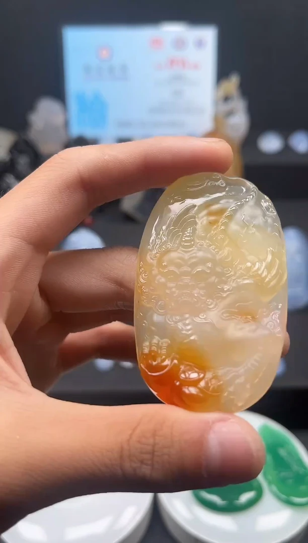 未镶嵌颈饰玛瑙/玉髓天然珠宝 一物一证