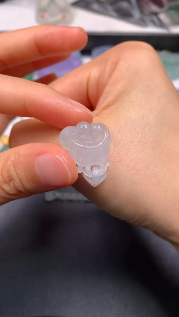 定制翡翠未镶嵌0146790567