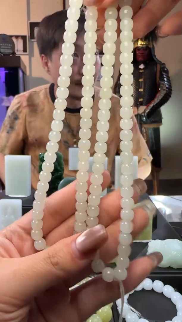 颈饰未镶嵌和田玉白玉老型长链