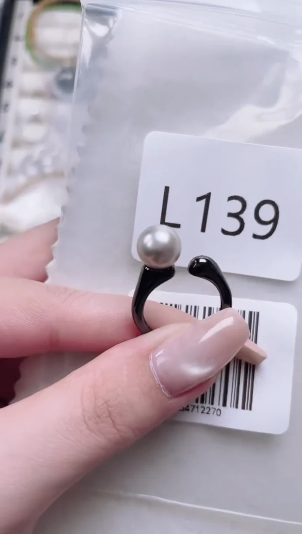 银S925镶嵌海水珍珠戒指L139