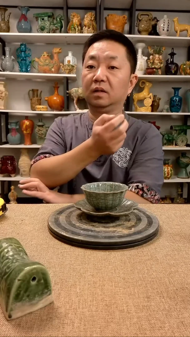 经典精美复古风格瓷器