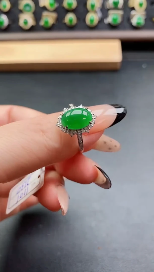 银S925镶嵌戒指翡翠1